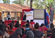 Jueza de la Niñez y Adolescencia de Salto del Guairá brinda charla educativa en la Escuela Gral. Fulgencio Yegros